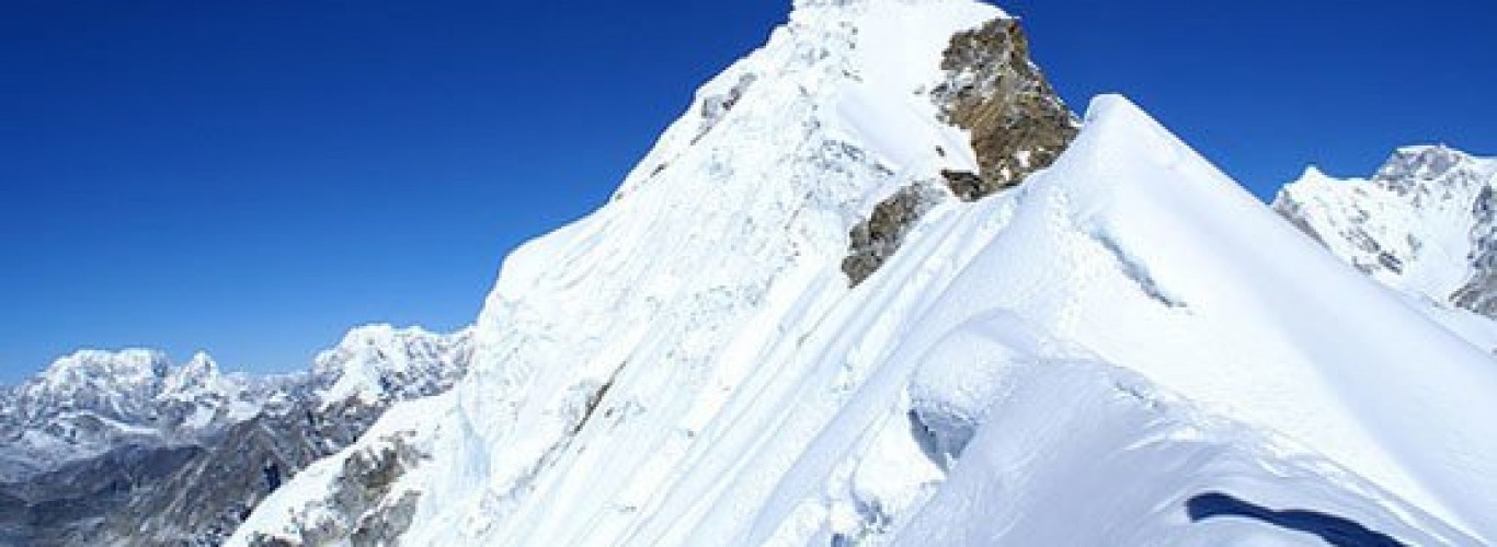 Lobuche Peak Climbing 