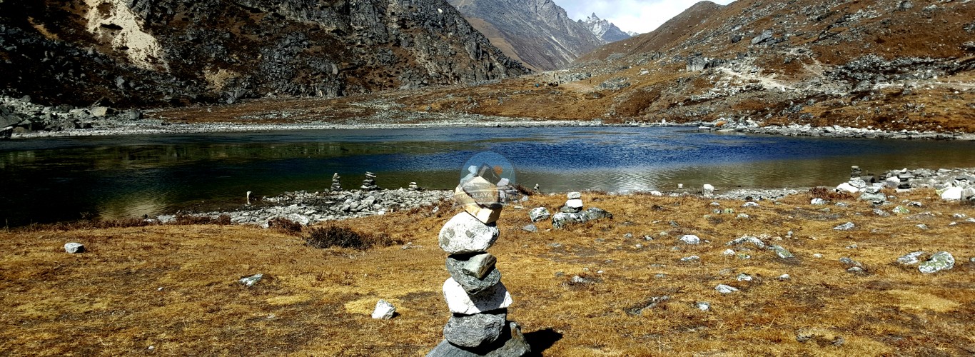 Everest - Gokyo Valley Trekking 